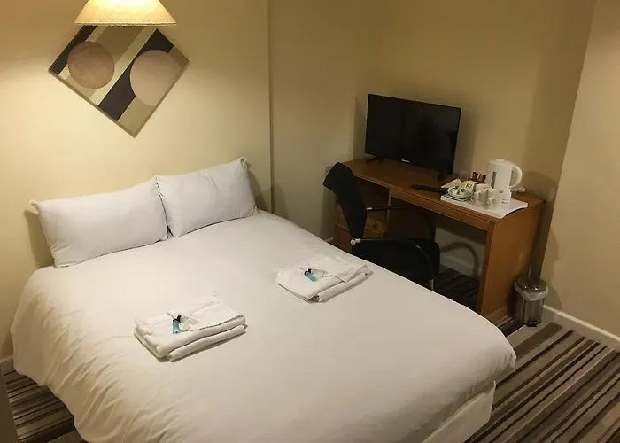 The Tudor House Hotel